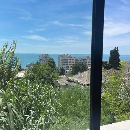 Nostalgic Sea View Apartment Durres